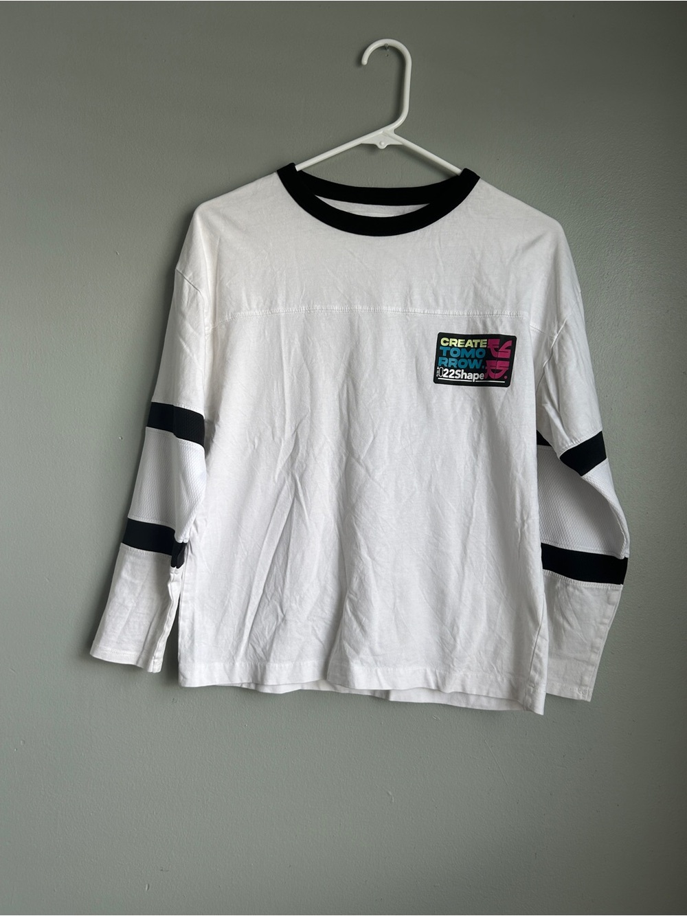 Zara White Long Sleeve Tee with Black Trim and Multicolor Patch
